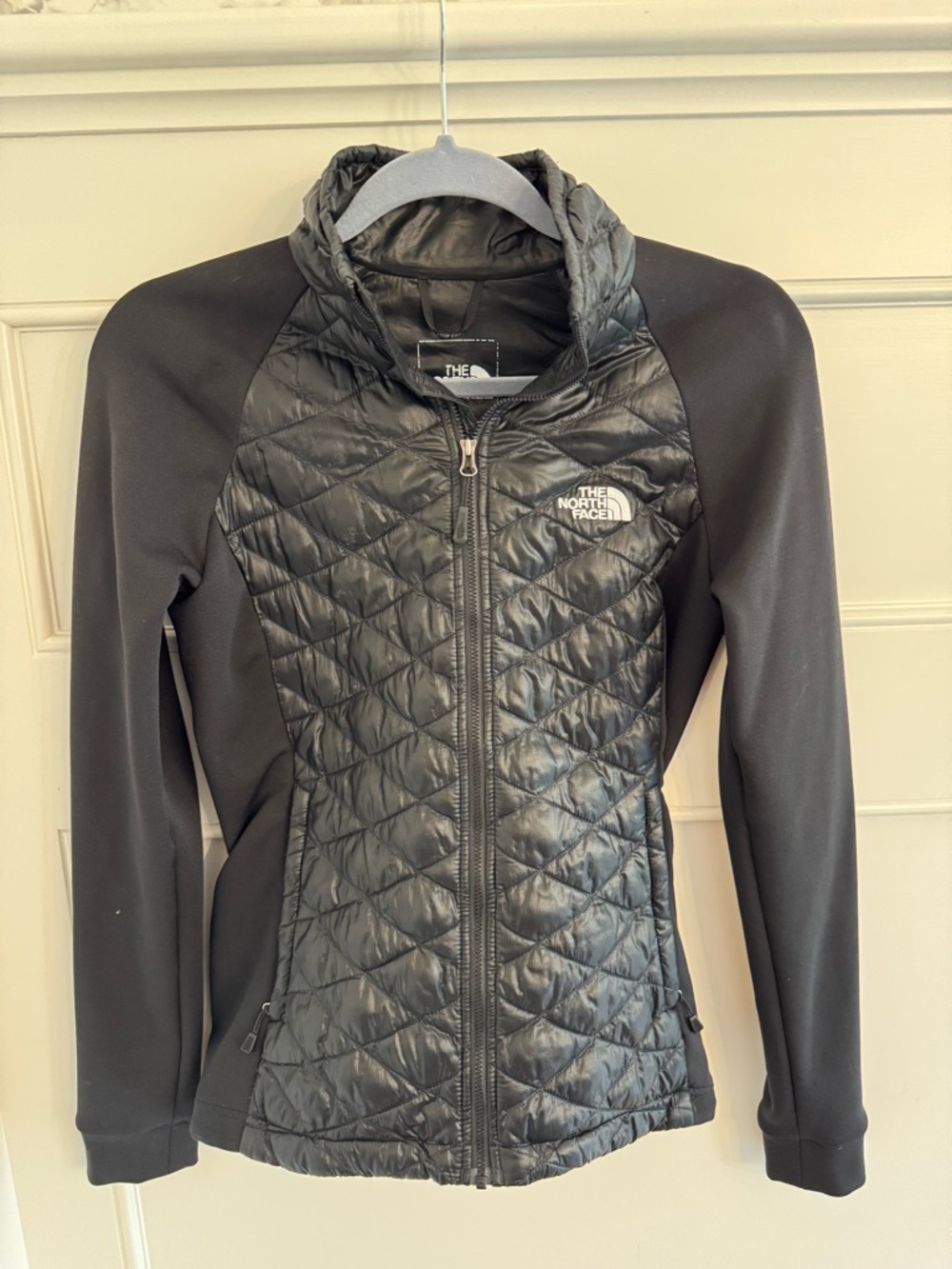 The North Face Women's Black Quilted Hybrid Jacket